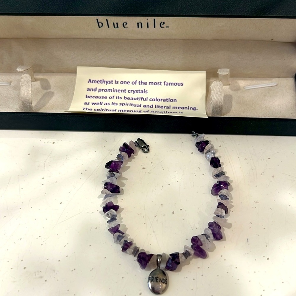Amethyst crystal bracelet new in box - Picture 2 of 7